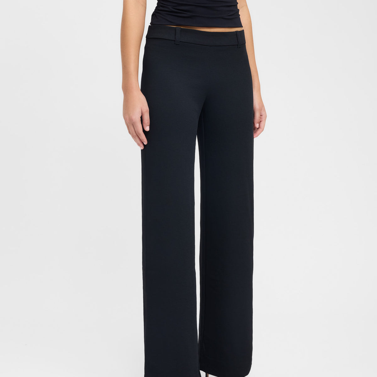 Oyster Core Low Rise Pant