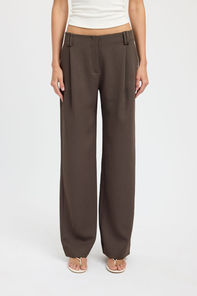 Oyster Pleat Pant