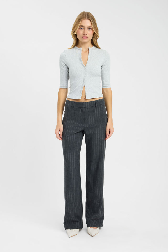 Showcasing the Nat Button Top womens-blouse in light grey with fitted v-neck and half sleeves front