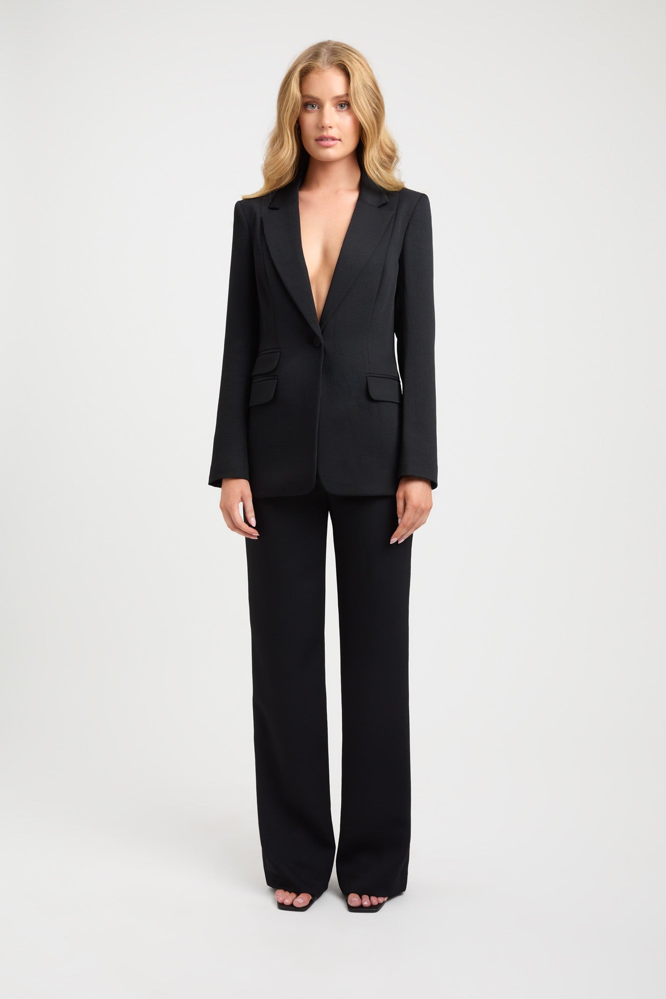 Discover 169+ blazer vs suit latest